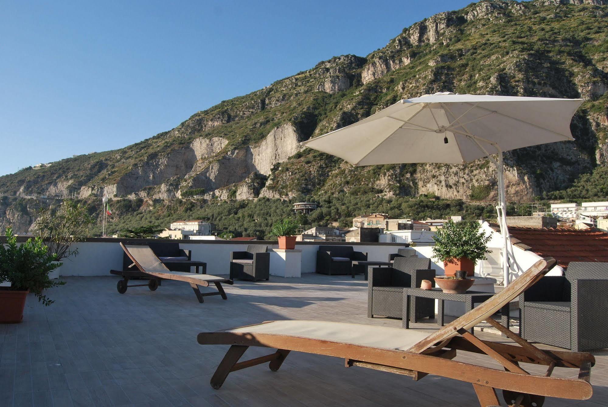 Hotel La Pennichella Sorrentina Relais Meta Exterior foto